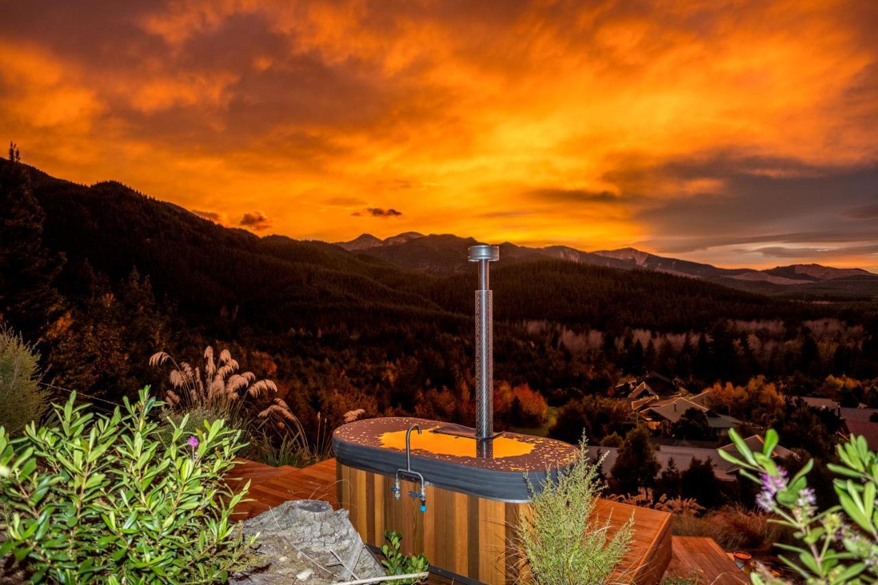 The Shepherds Hut - Boutique Retreat. Hanmer Springs Exteriör bild