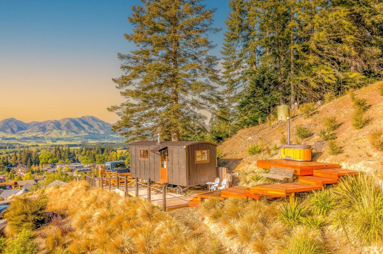 The Shepherds Hut - Boutique Retreat. Hanmer Springs Exteriör bild
